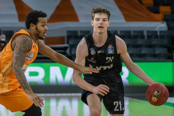 这次排名中 这次排名中