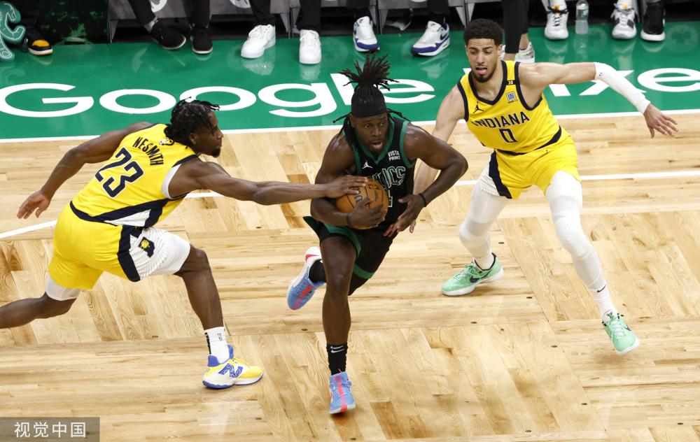 在社交平台 在社交平台